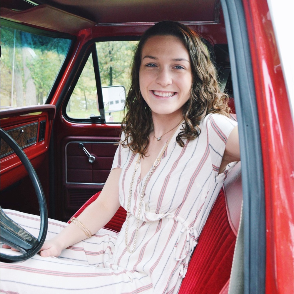 Meet your Posher, Josie